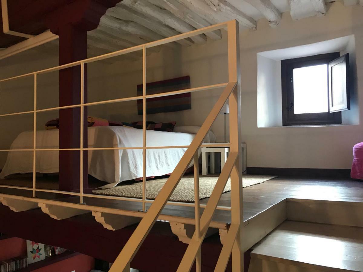 Apartamento Loft La Casa De Las Pajaritas Pasarón Eksteriør bilde